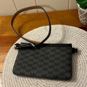 Small/med Mk Belt Bag